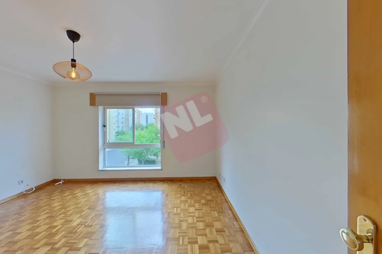 Apartamento T1 para Arrendamento em Lumiar Foto 20