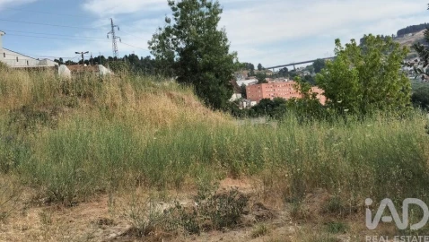 Terreno para Venda em Pena, Quintã e Vila Cova