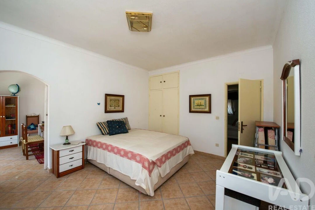 Moradia T4 para Venda em Quinta do Anjo Foto 18