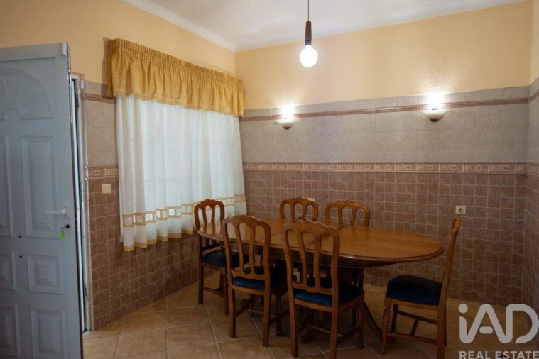 Moradia T4 para Venda em Quinta do Anjo Foto 9