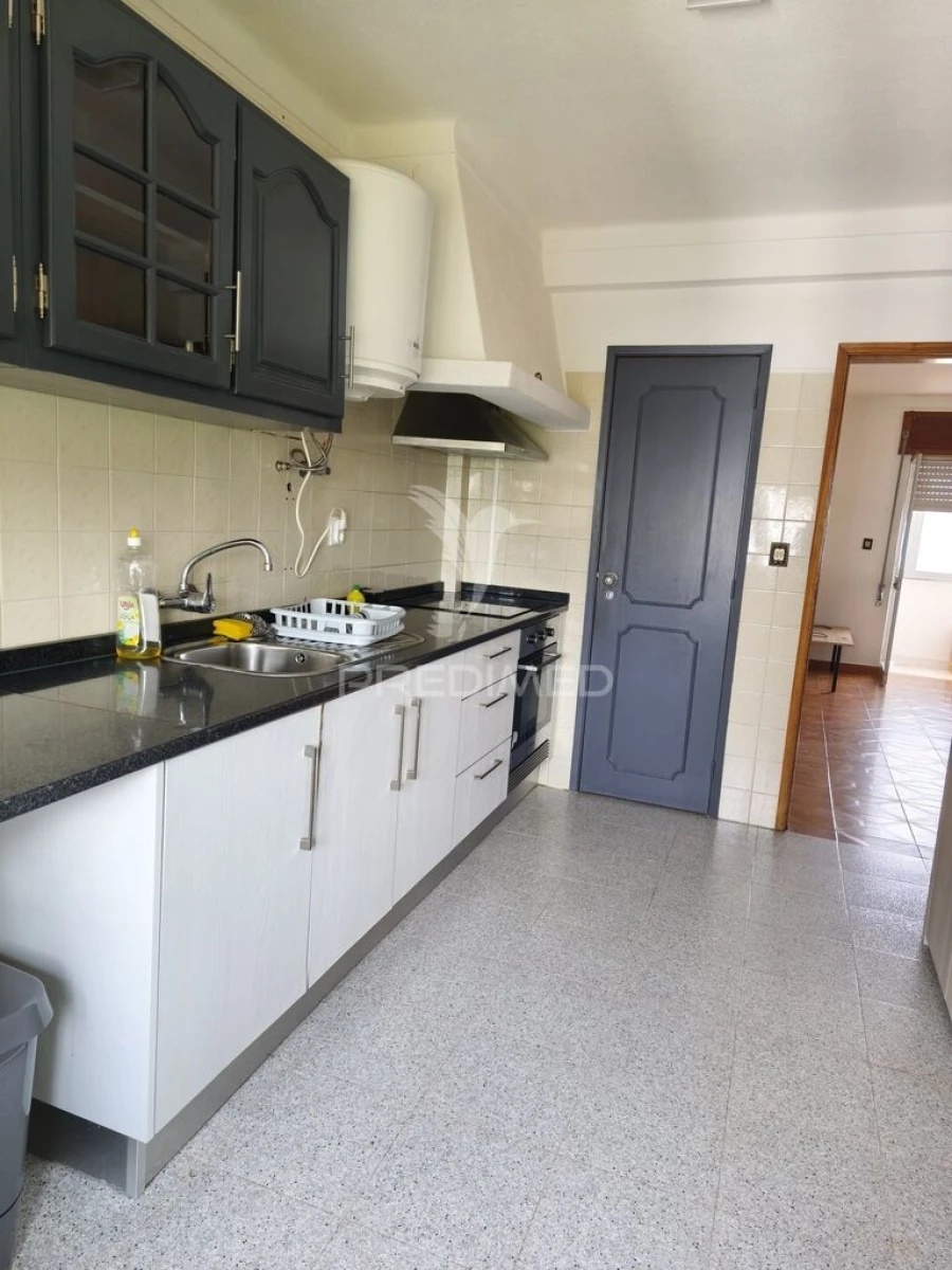 Apartamento T3 para Venda em Ribeira de Nisa e Carreiras Foto 3