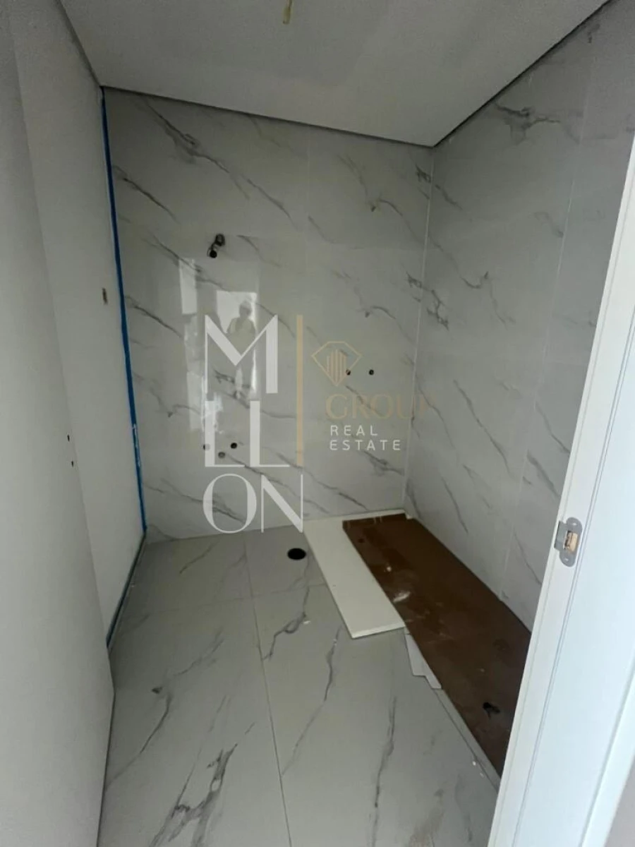 Apartamento T2 para Venda em Caniço Foto 12
