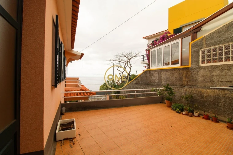 Moradia T3 para Venda em Santa Cruz Foto 30
