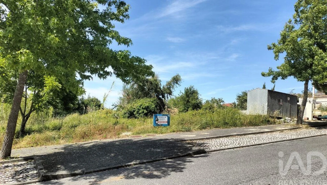 Terreno para Venda em Leiria, Pousos, Barreira e Cortes Foto 1
