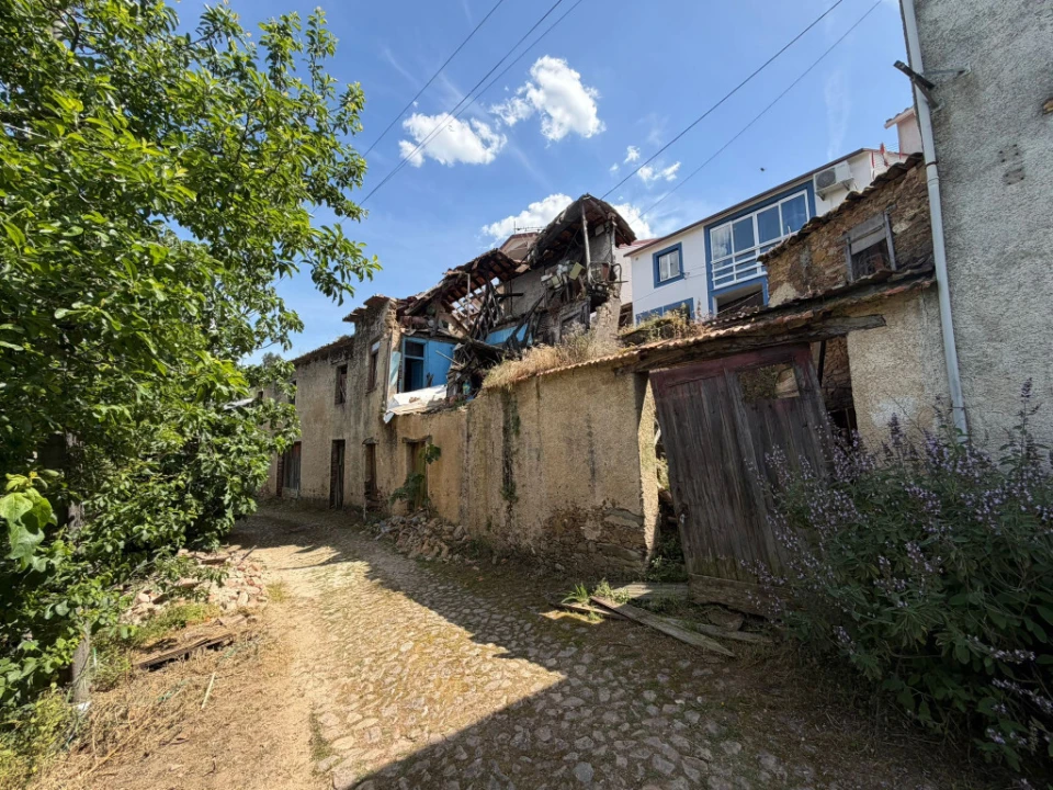Moradia T3 para Venda em Arganil Foto 3