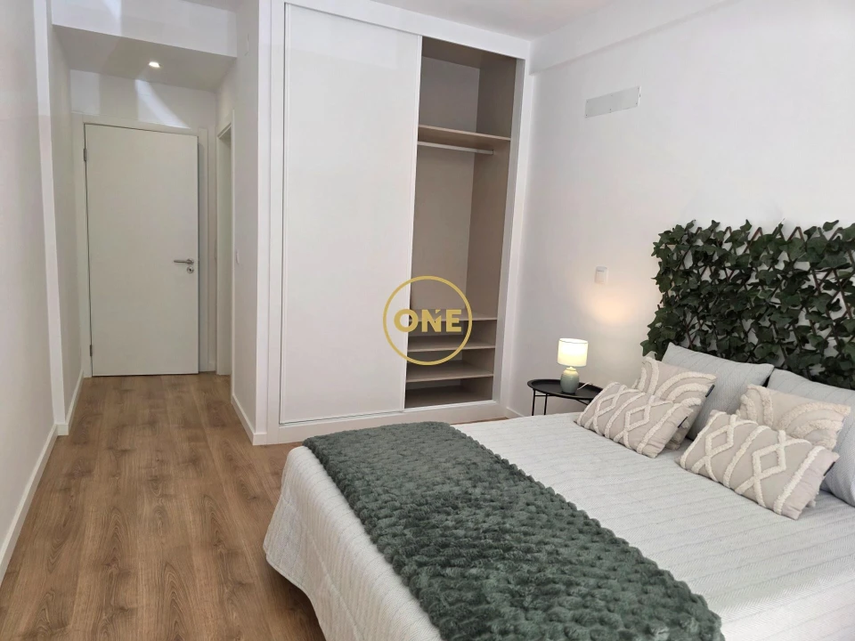 Apartamento T2 para Venda em Benfica Foto 14