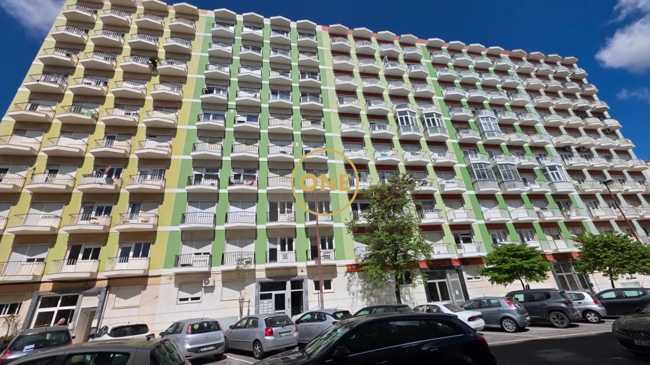 Apartamento T2 para Venda em Benfica Foto 25