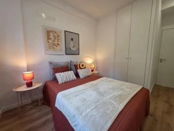 Apartamento T2 para Venda em Benfica