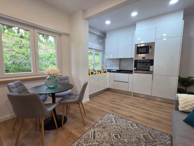 Apartamento T2 para Venda em Benfica Foto 5