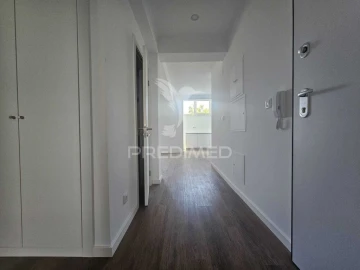 Apartamento T2 para Venda em Venteira