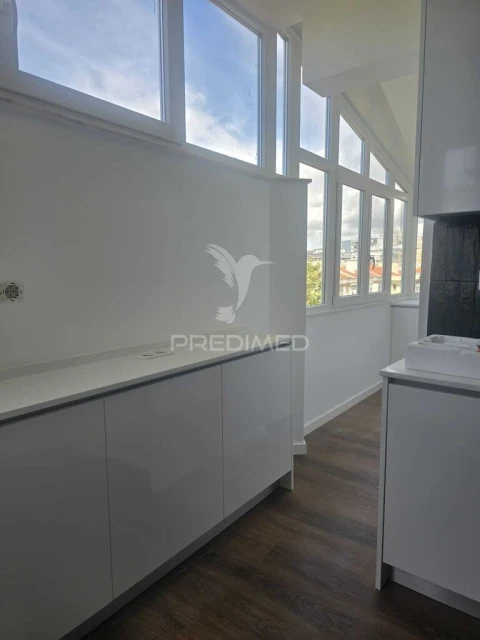 Apartamento T2 para Venda em Venteira