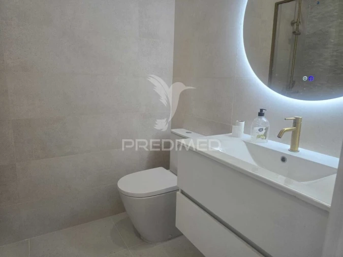 Apartamento T2 para Venda em Venteira Foto 20