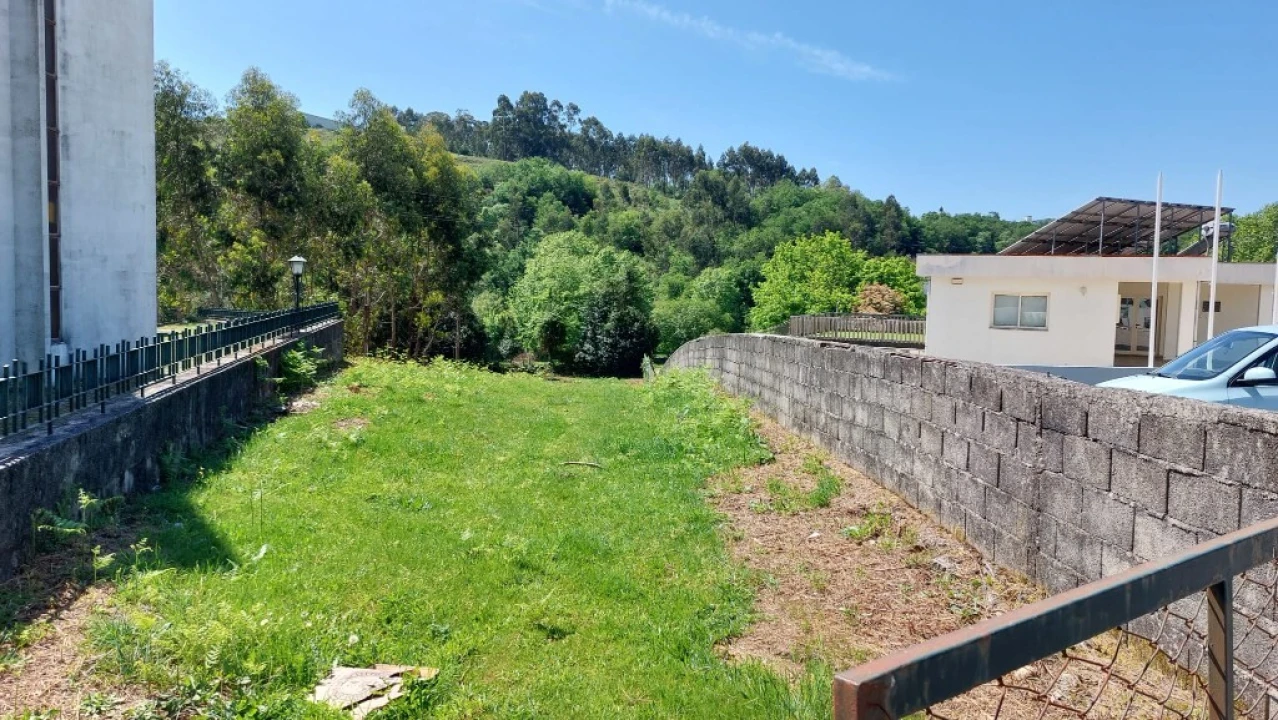 Terreno para Venda em Tabuaças Foto 5