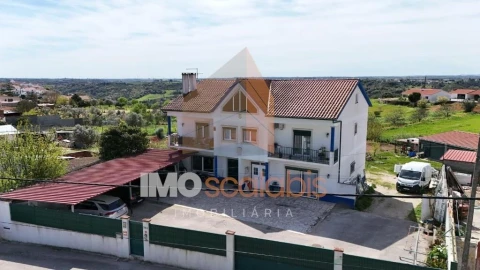 Moradia T5 para Venda em Azambujeira e Malaqueijo