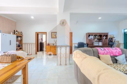 Moradia T5 para Venda em Azambujeira e Malaqueijo