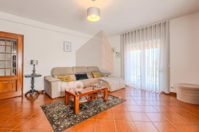 Moradia T5 para Venda em Azambujeira e Malaqueijo