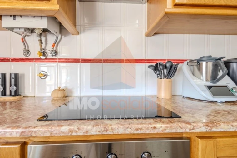 Moradia T5 para Venda em Azambujeira e Malaqueijo Foto 11