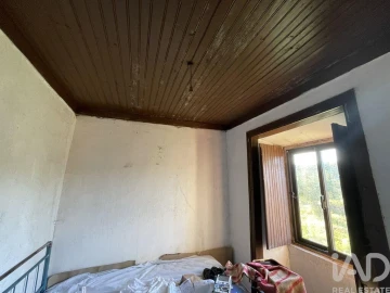 Moradia T2 para Venda em Chãos