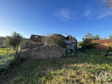 Moradia T2 para Venda em Chãos