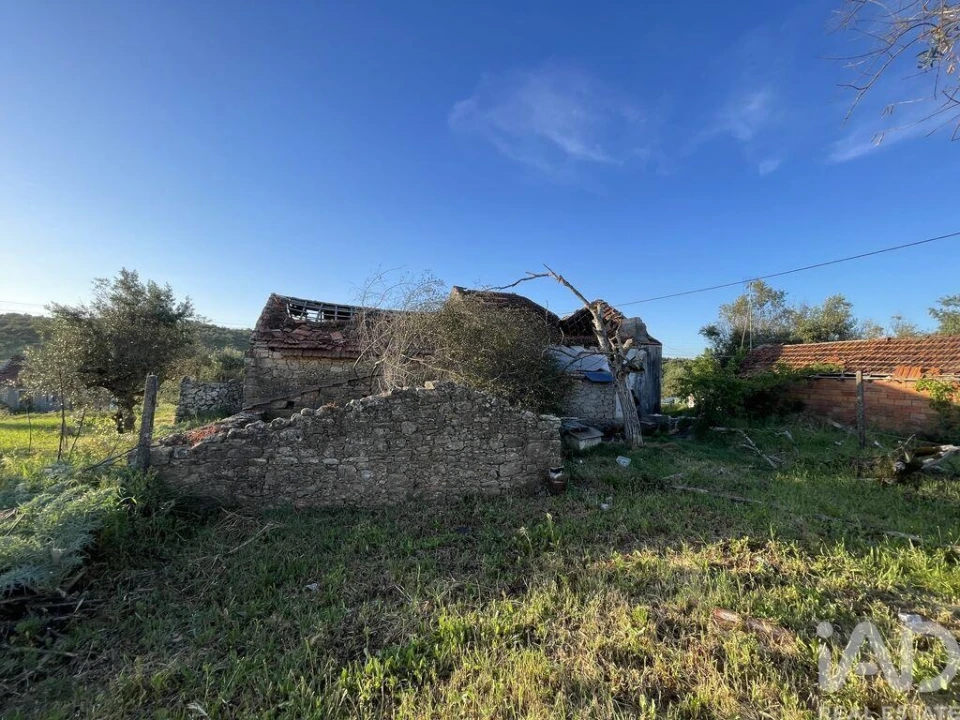 Moradia T2 para Venda em Chãos Foto 20