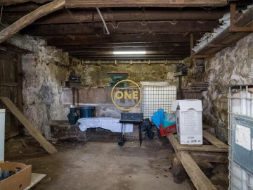 Quinta T8 para Venda em Roriz