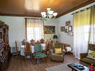 Quinta T8 para Venda em Roriz