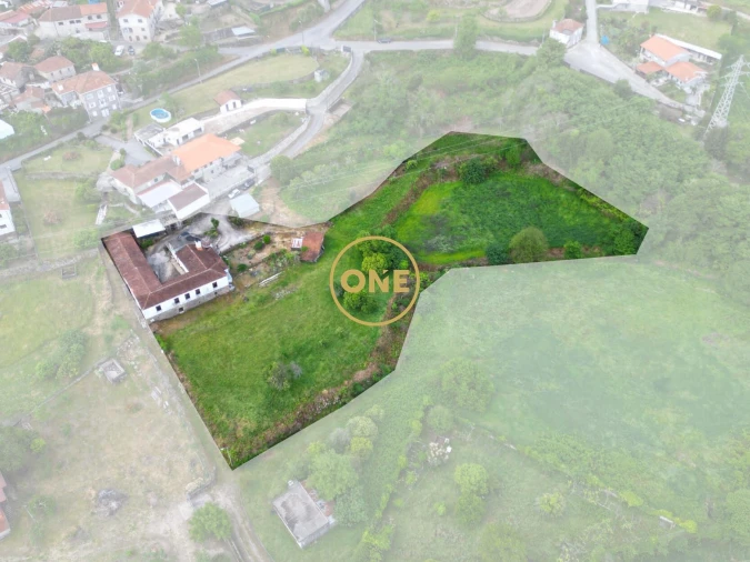 Quinta T8 para Venda em Roriz