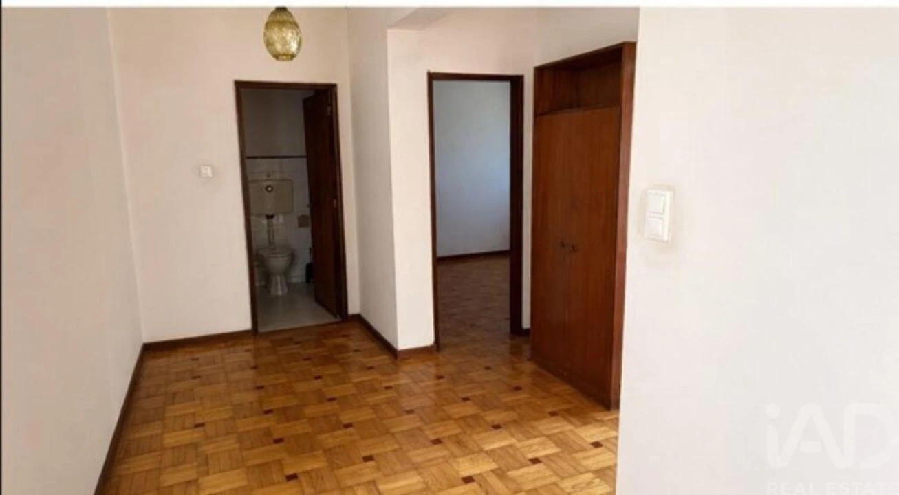 Apartamento T3 para Venda em Pedrouços Foto 5