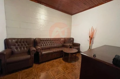 Moradia T4 para Venda em Agualva