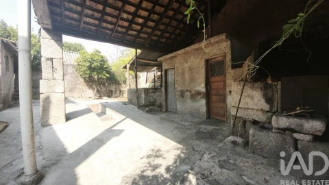 Moradia T2 para Venda em Seixo da Beira