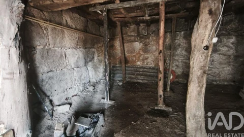 Moradia T2 para Venda em Seixo da Beira