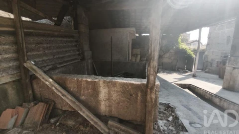 Moradia T2 para Venda em Seixo da Beira