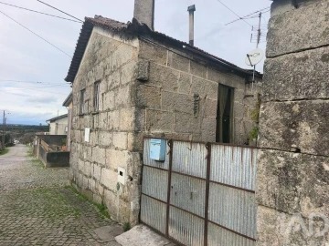 Moradia T2 para Venda em Seixo da Beira