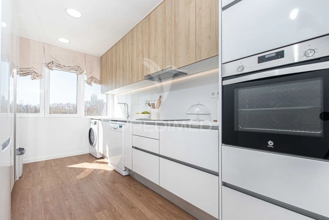 Apartamento T2 para Venda em Almada, Cova da Piedade, Pragal e Cacilhas Foto 15