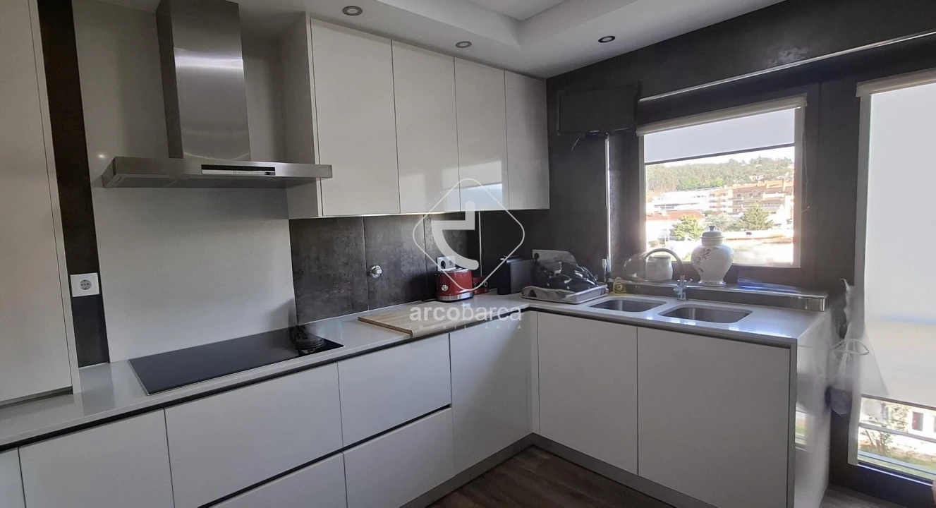 Apartamento T5 para Venda em Arca e Ponte de Lima Foto 4