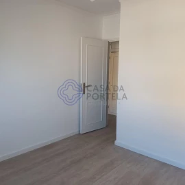 Apartamento T2 para Venda em Canelas