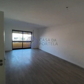 Apartamento T2 para Venda em Canelas
