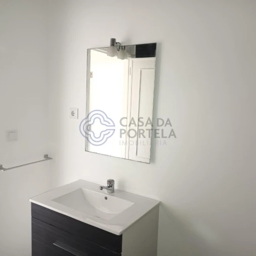 Apartamento T2 para Venda em Canelas Foto 15