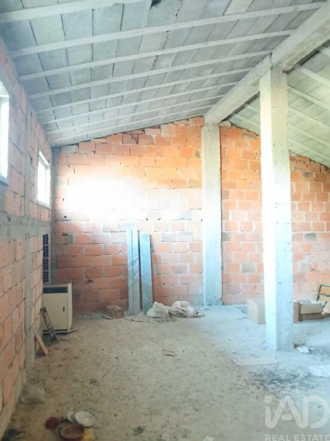 Moradia T3 para Venda em Eiras e São Paulo de Frades