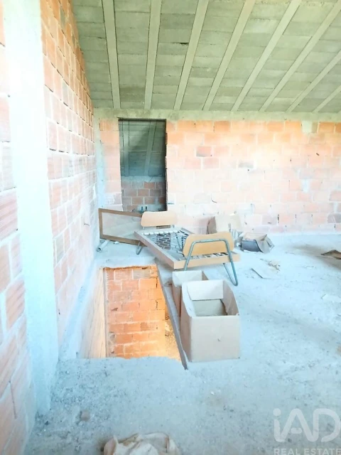 Moradia T3 para Venda em Eiras e São Paulo de Frades