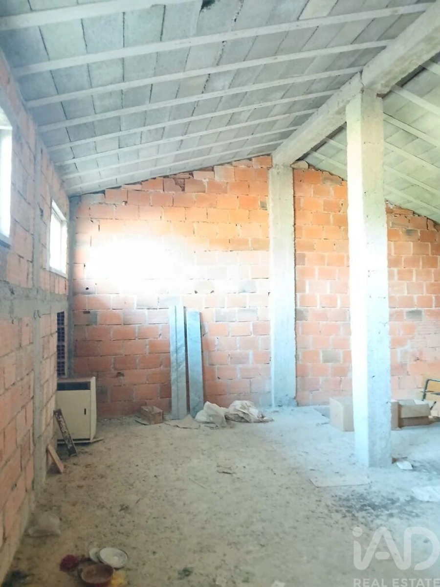 Moradia T3 para Venda em Eiras e São Paulo de Frades Foto 6