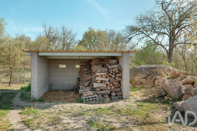 Quinta T2 para Venda em Sabugal e Aldeia de Santo António Foto 7