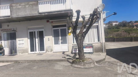 Prédio para Venda em Santa Ovaia e Vila Pouca da Beira