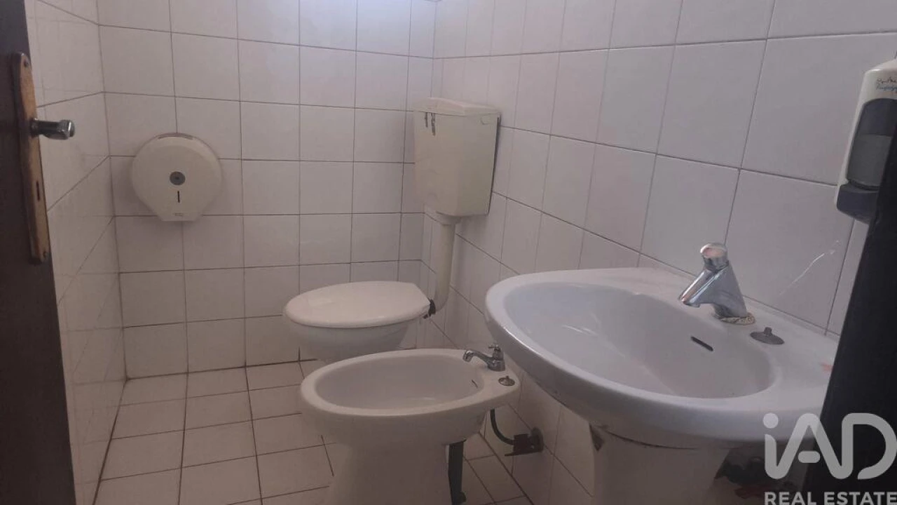 Prédio para Venda em Santa Ovaia e Vila Pouca da Beira Foto 21