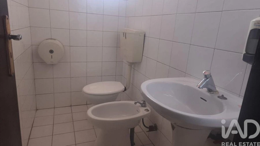 Prédio para Venda em Santa Ovaia e Vila Pouca da Beira Foto 21