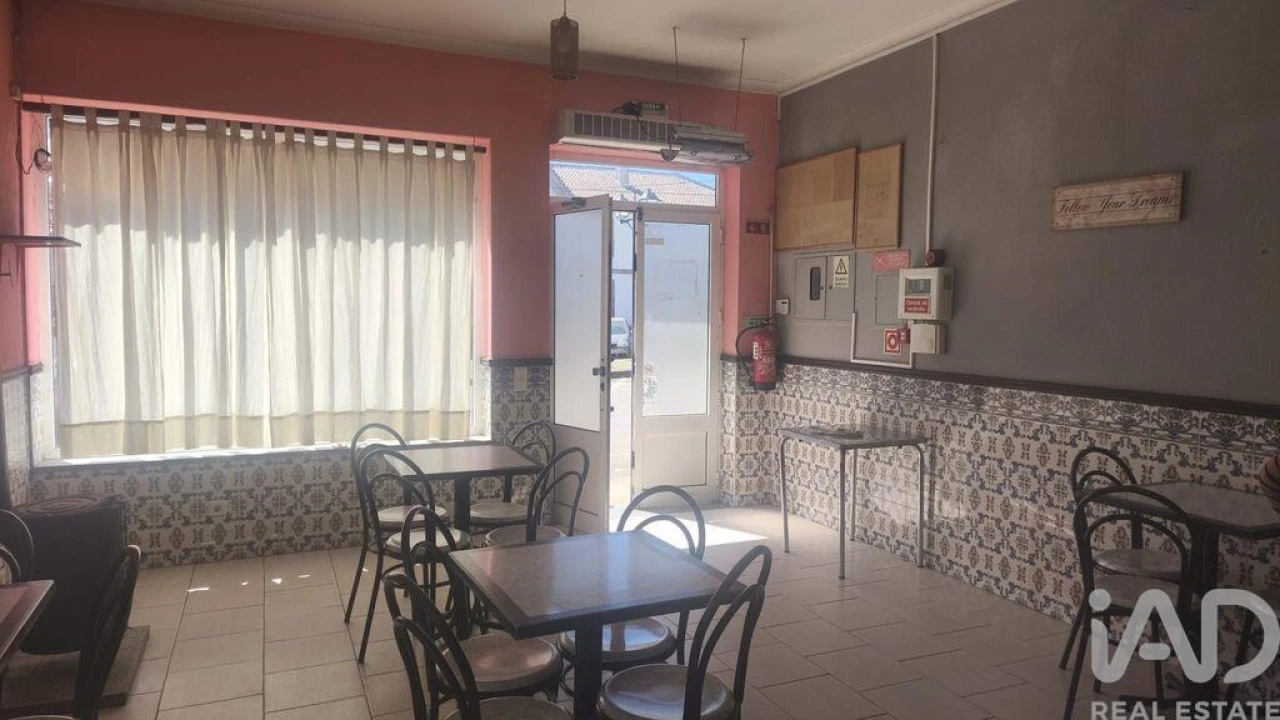 Prédio para Venda em Santa Ovaia e Vila Pouca da Beira Foto 9