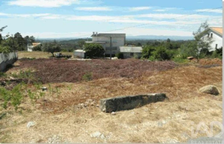 Terreno para Venda em Covas e Vila Nova de Oliveirinha