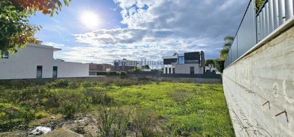 Terreno para Venda em Quarteira