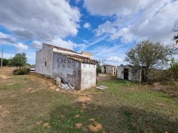 Terreno para Venda em Albufeira e Olhos de Água