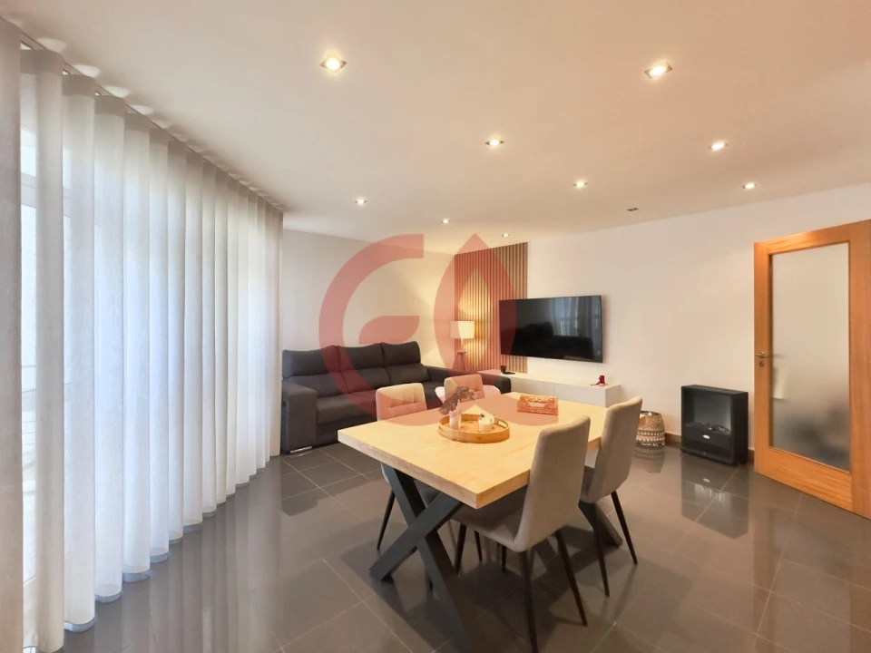 Apartamento T2 para Venda em Chafe Foto 3